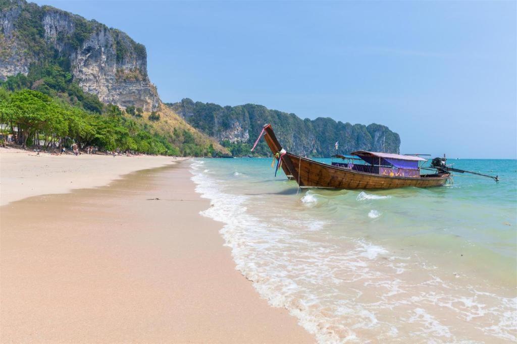 Oyo 681 Paradise Hotel Ao Nang Dış mekan fotoğraf
