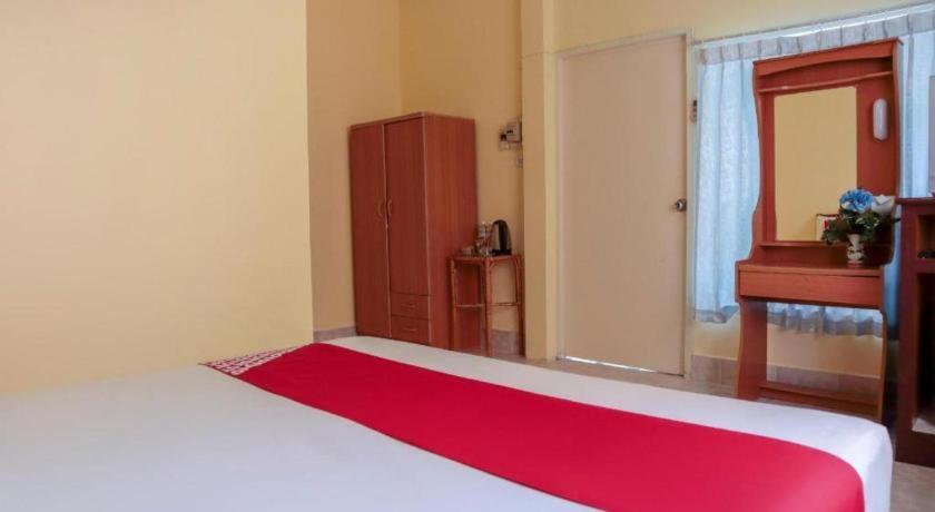 Oyo 681 Paradise Hotel Ao Nang Dış mekan fotoğraf